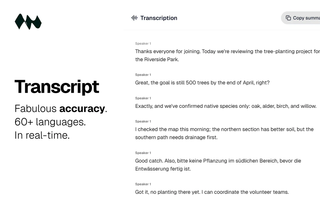 Bearbits live transcript view with a multilingual meeting conversation.